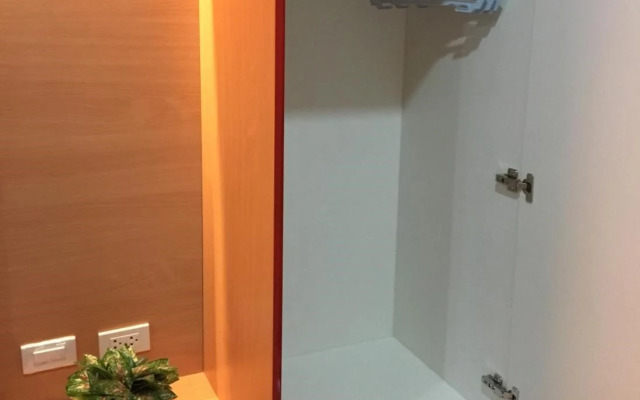 Cityscape - Studio 1102