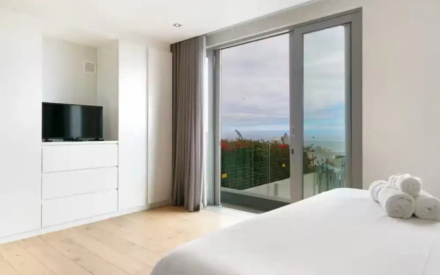 Deluxe Luxury 2 Bedroom Apartment Seapoint