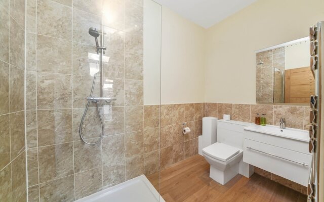 Luxury 2 Bedroom Apartments with Parking