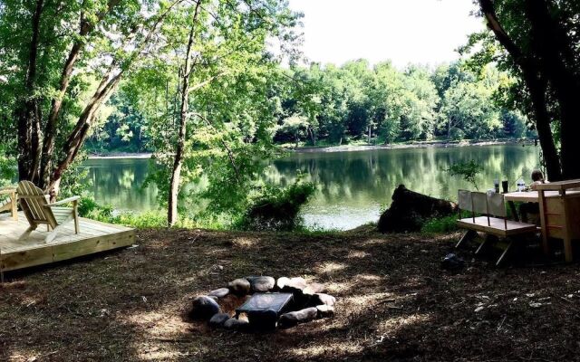 Tentrr - Riverhouse Farm