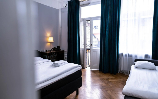 Queen's Hotel by First Hotels