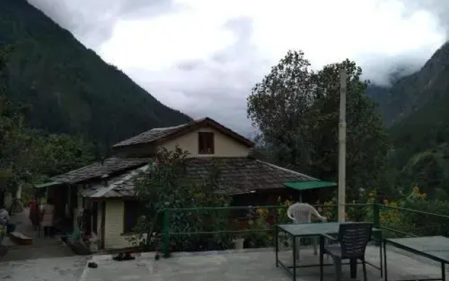 Thakur cottage homestay