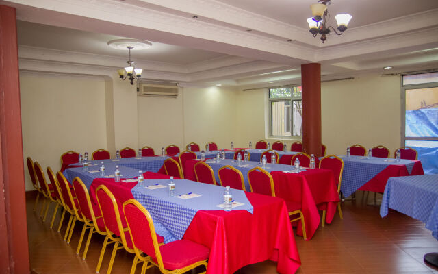 Grand Global Hotel