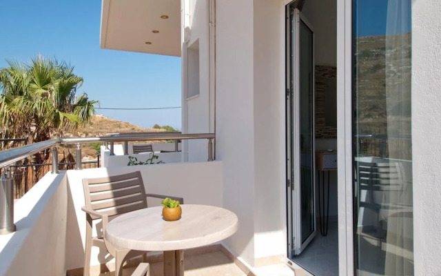 Villa Nikos in Megala Chorafia