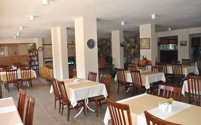 Beyaz Saray Hotel