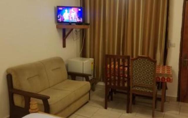 Brenu Beach Lodge