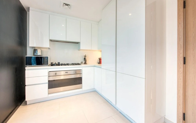 Maison Privee - Marquise Square - 2505