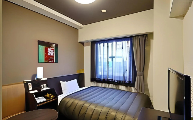 Hotel Route-Inn Saiki Ekimae