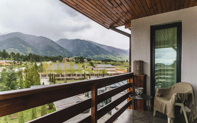 Local Stay Hotel BW Signature Collection