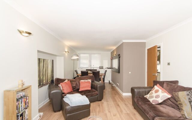 City Apartment With Rural Charm