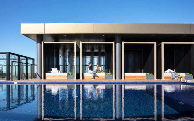 Wentworth Point Oversized balcony view apartment