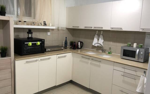 Apartment Halper