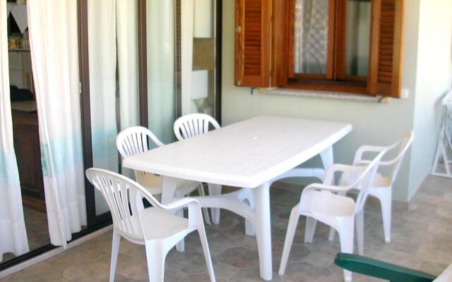 Apartment With one Bedroom in Moneta, With Furnished Balcony - 600 m F