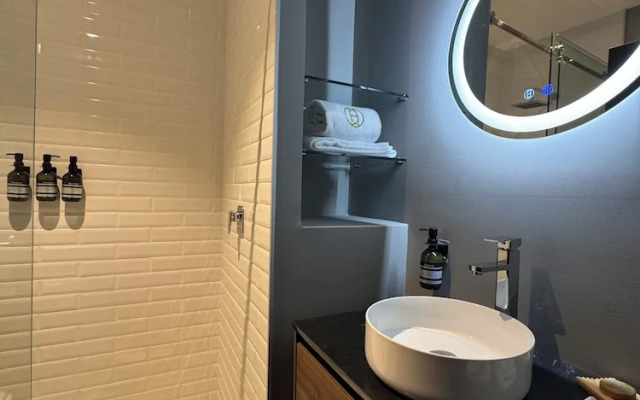 Amae21 Lofts