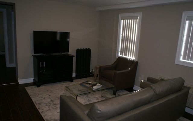 Western Hotel & Executive Suites