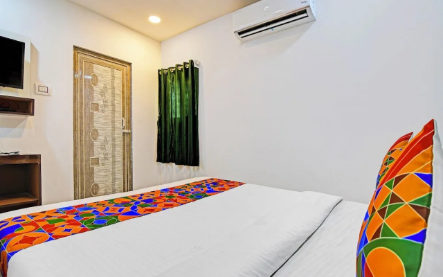 Fabhotel Dream Star