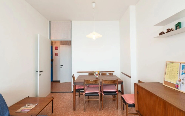 Deiva Marina Sea View Flat with Garage