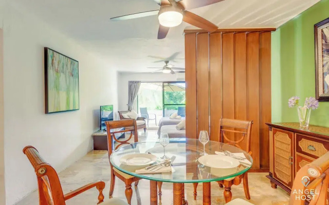Deluxe Suites at Villas Tropical