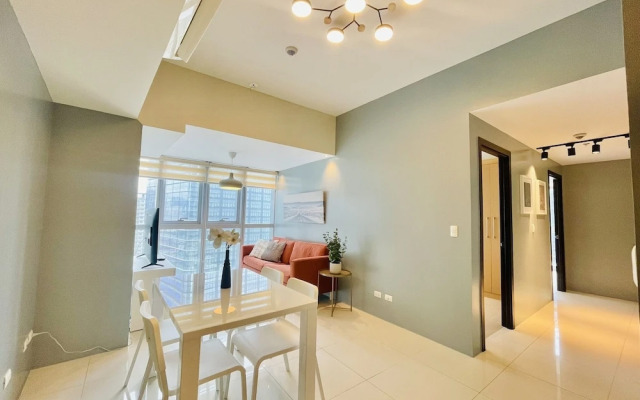 Uptown Parksuites 1