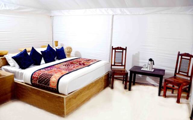 Om Desert Resort
