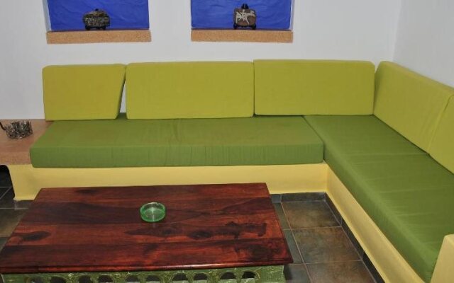 Panteli Beach Studios & Apartments