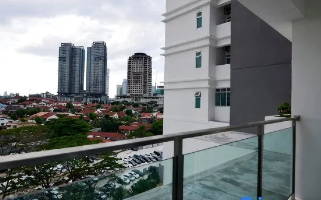 TriTower Suites Johor Bahru Near JB CIQ, JBCC & Capri – Outside – Johor Bahru