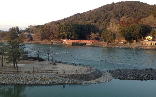 Kyoto Uji Hanayashiki Ukifune-en