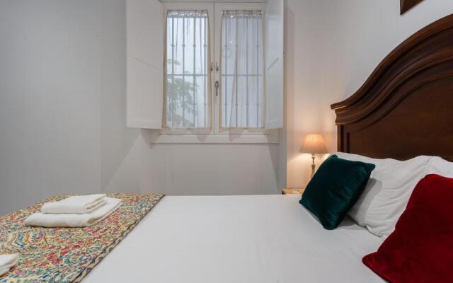 Casa del MALECON by Cadiz4Rentals