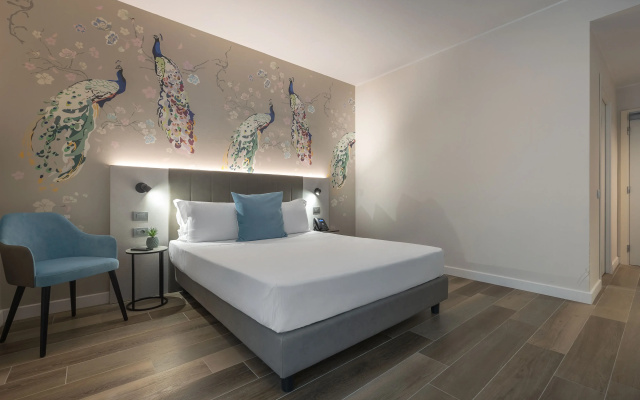 Отель IH Hotels Milano Centrale