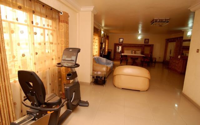 Elomaz Hotels, Abuja