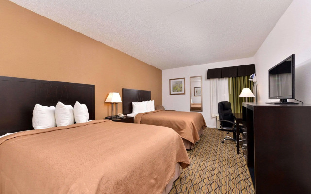 Quality Inn & Suites Matteson near I-57