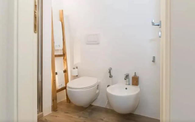 Viagiusti 51 (Adults Only)