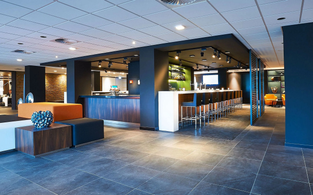 Postillion Hotel Dordrecht - Image 2