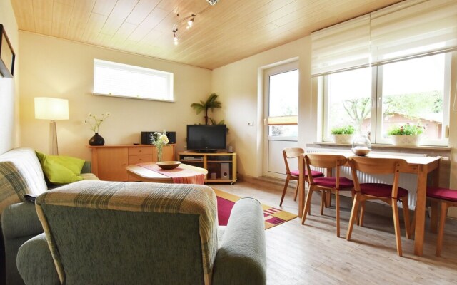 Luxurious Bungalow in Elmenhorst-Lichtenhagen with Garden