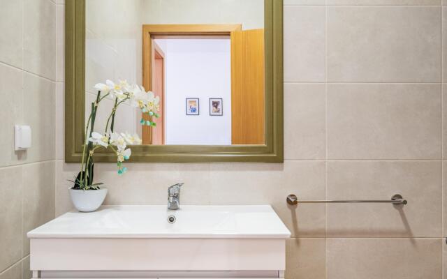 Ribeira das Casas Apt 1B by Madeira Sun Travel