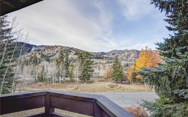 Silverbird 30 3 Bedroom Condo