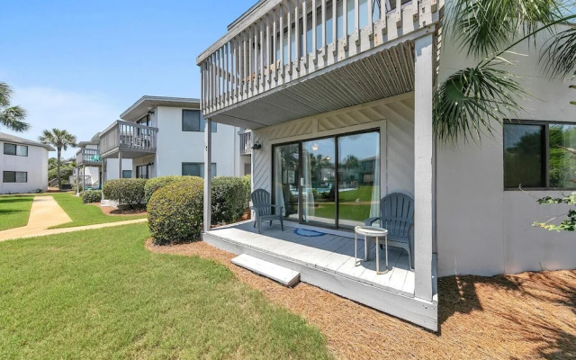 Crystal Village II, Unit 18A