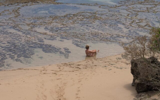 Pangani Cliffs Lodge