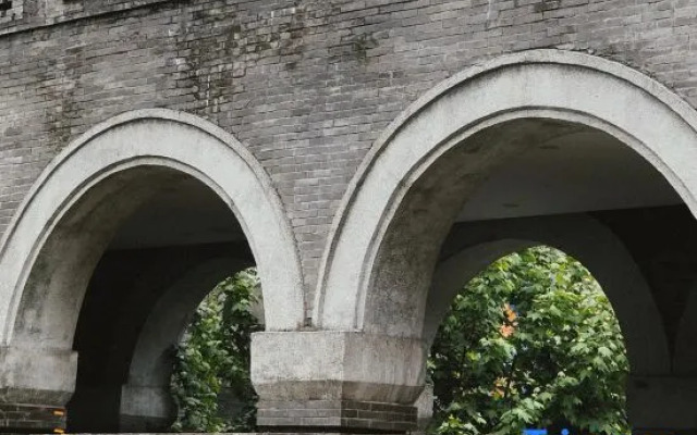 Yunduan High Altitude River View Homestay (Jiefangbei Hongya Cave Branch)