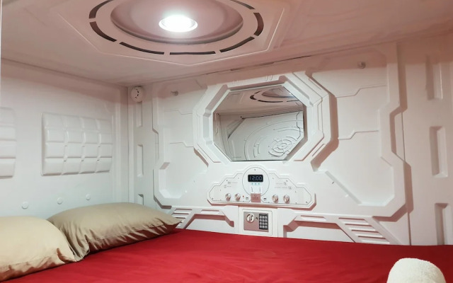Abbotsford Private Rooms & Pods @ 15 Charles Homestay