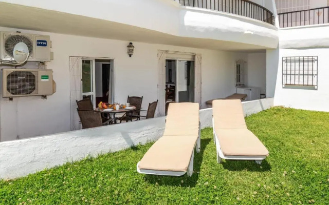 Perfect Family Apartment in Acapulco Playa, Nerja