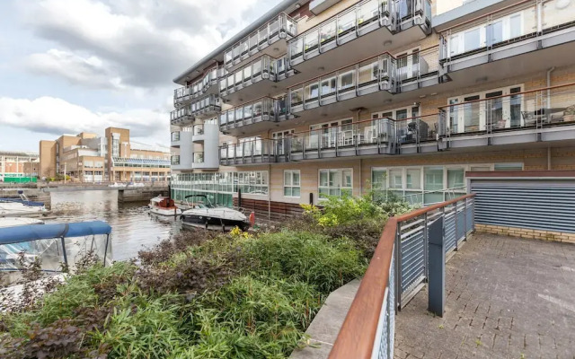 Marina Place by Roomspace Apartments