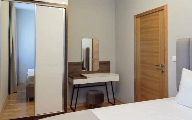 Apartments Mala Laguna