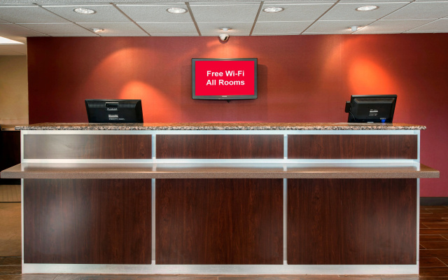 Red Roof Inn PLUS+ Chicago - Naperville - фото 2