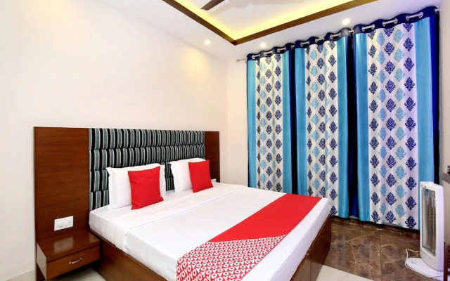 OYO 12324 Home Luxury 2BHK Kasauli