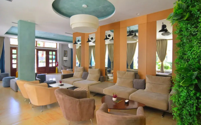 Sandy Beach Resort