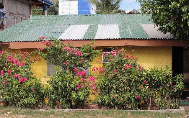 Coron Reef Pension House