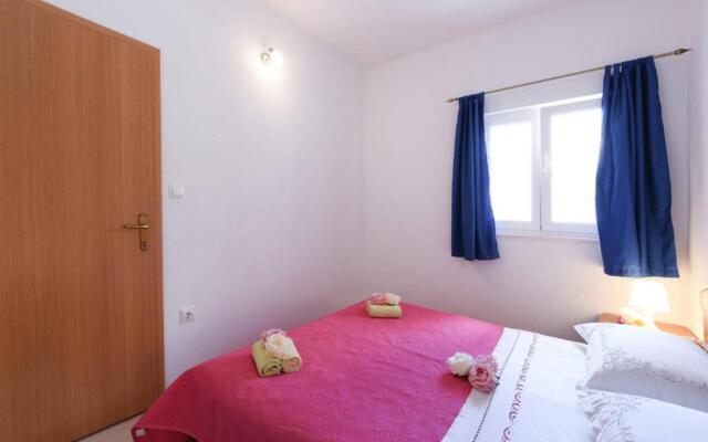 Apartments Sea Star Ivana
