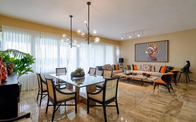 Luxury Beachfront Condo A-101