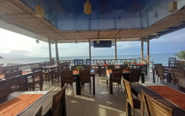 OYO 1130 Thrivers Hometel